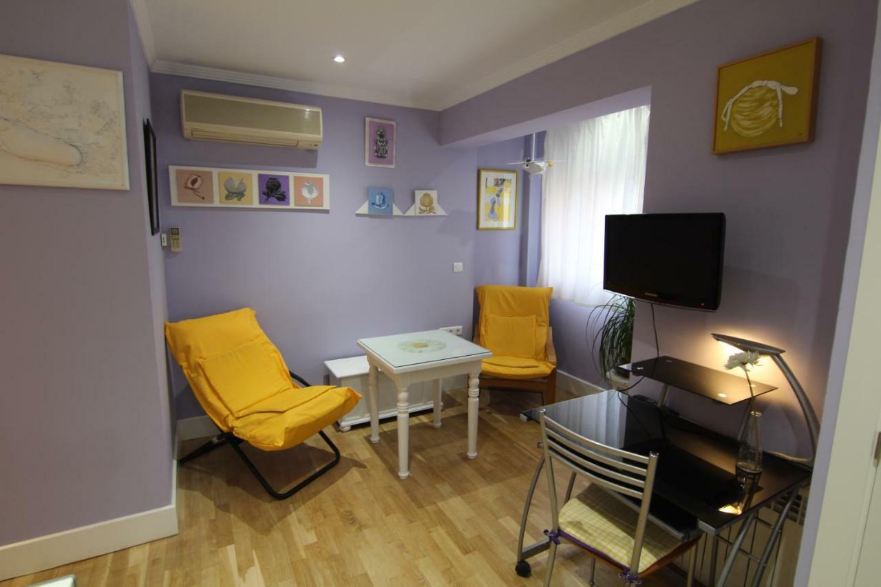 Apartamentos Lara Granada Exterior photo